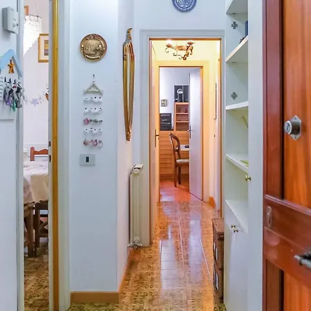 Apartament Near The Beach - 公寓 维亚雷焦